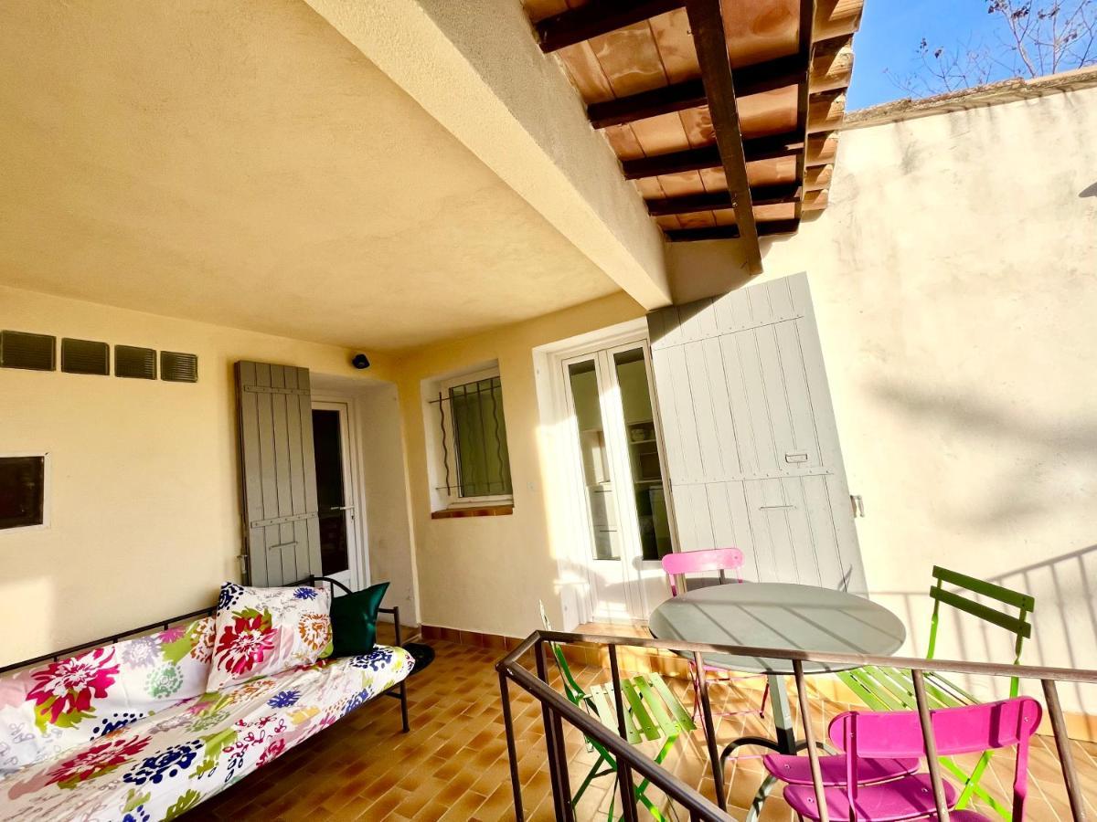 Maison De Village Mormoiron Extérieur photo